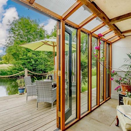 16Th Century Cartlodge With Private Hot Tub Diss Exteriér fotografie